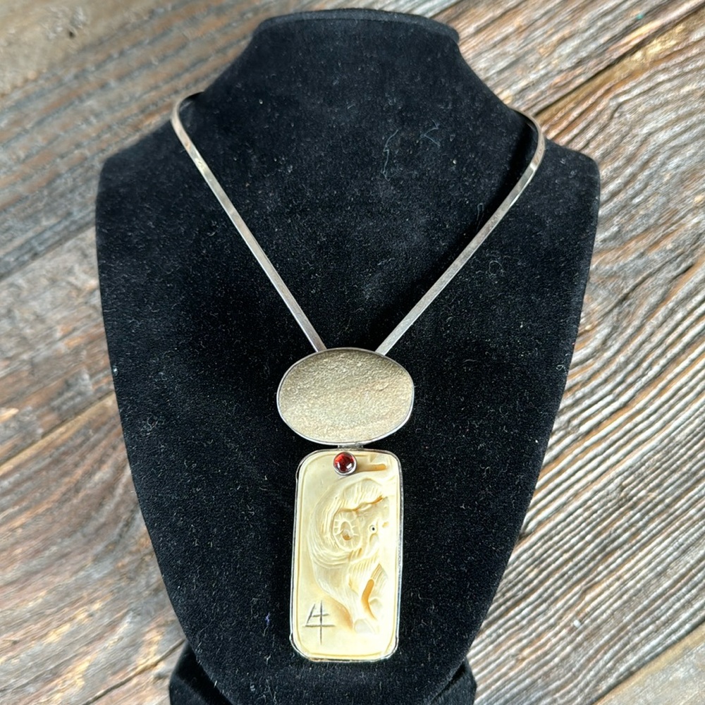 Echo The Dreamer Ox‎ artisan carved bone  amethyst stone pin on sterling choker